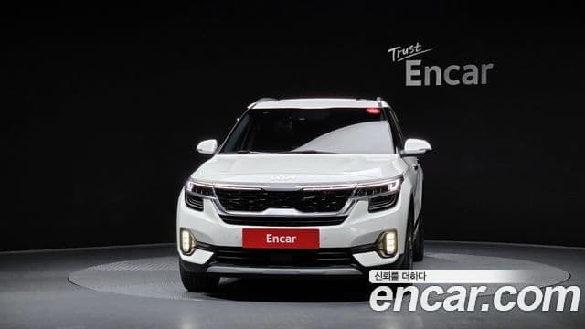 Kia Seltos Signature, 2023 3