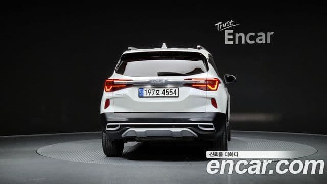 Kia Seltos Signature, 2023 4