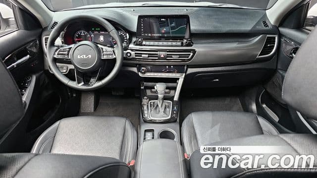 Kia Seltos Signature, 2023 7