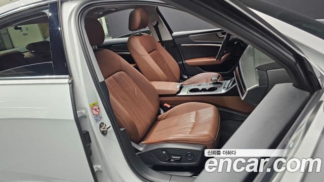 Audi A6 (C8), 2020 11