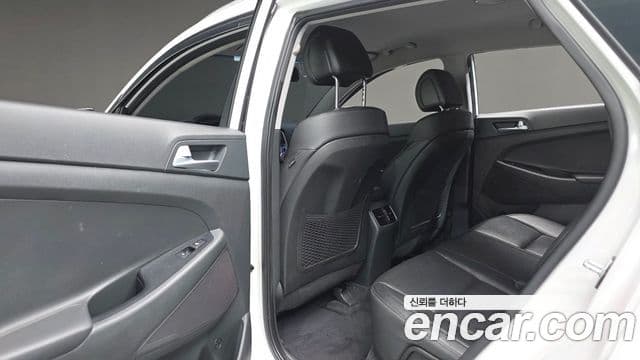 Hyundai All New Tucson Modern, 2017 17