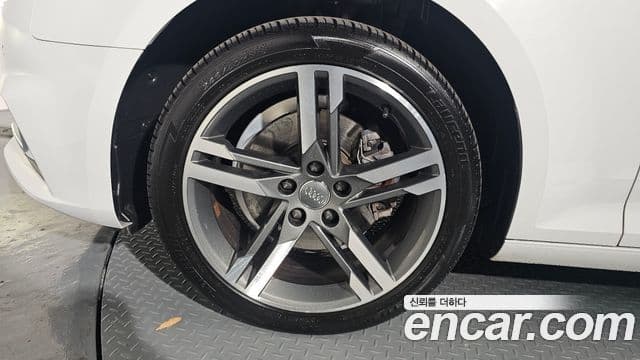 Audi A4 (B9) Premium, 2019 все фото