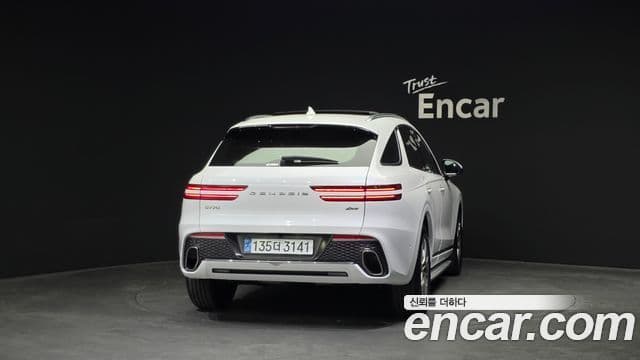 Genesis GV70, 2023 4
