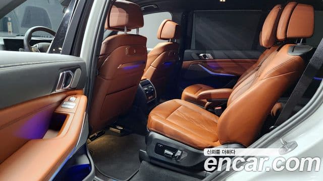 BMW X7 (G07) xDrive 40i Design Pure Excellence 6인승, 2023 18