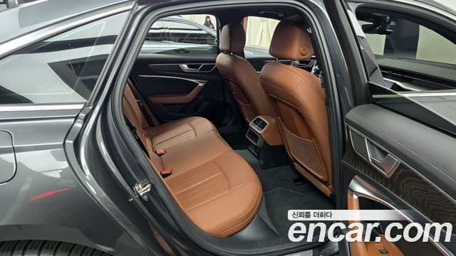 Audi A6 (C8) Premium, 2023 12