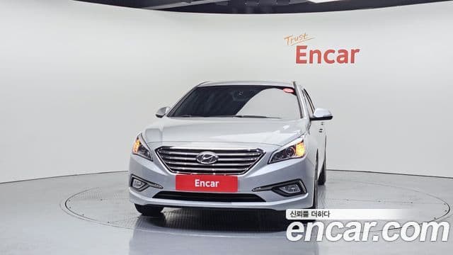Hyundai LF Sonata Premium, 2017 3