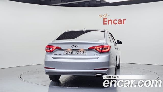 Hyundai LF Sonata Premium, 2017 4