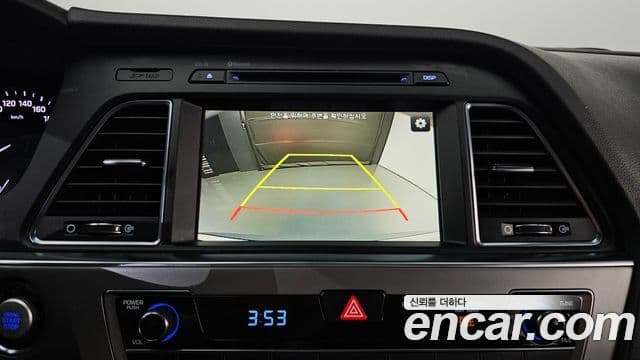 Hyundai LF Sonata Premium, 2017 18