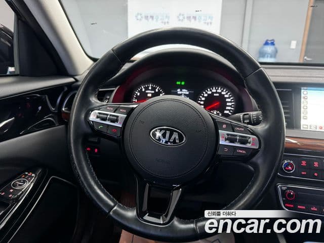 Kia All New K7 Prestige, 2016 11