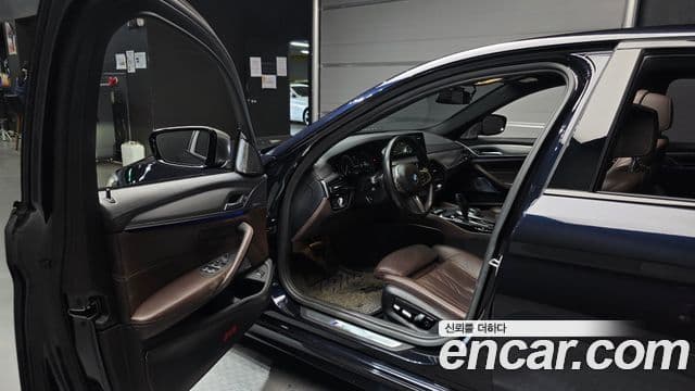 BMW 5시리즈 (G30), 2018 11