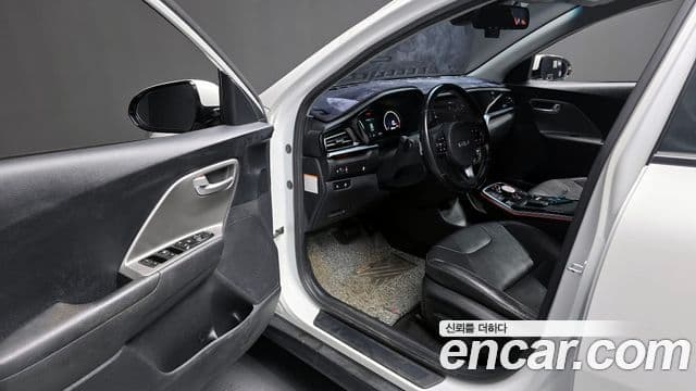 Kia Niro Plus Air, 2023 10