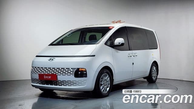 Hyundai Staria Modern, 2022 1