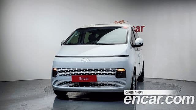 Hyundai Staria Modern, 2022 3