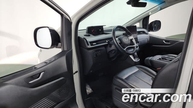 Hyundai Staria Modern, 2022 10