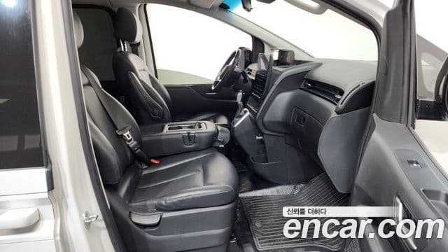 Hyundai Staria Modern, 2022 11