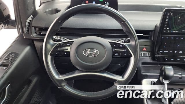 Hyundai Staria Modern, 2022 13