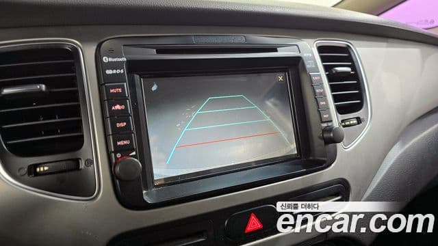 Kia All New Carens Prestige, 2014 15