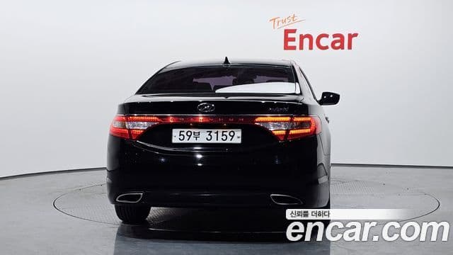 Hyundai Grandeur HG гибрид Premium, 2015 4