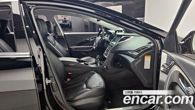 Hyundai Grandeur HG гибрид Premium, 2015 10