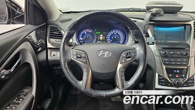 Hyundai Grandeur HG гибрид Premium, 2015 13