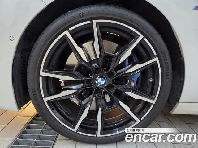 BMW 8시리즈 (G15) M850i xDrive Gran Coupe, 2024 19