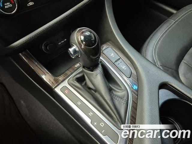 Kia K5 2.0 Deluxe, 2011 8