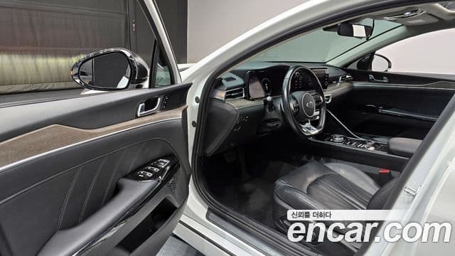 Kia K5 3세대 Signature, 2020 10