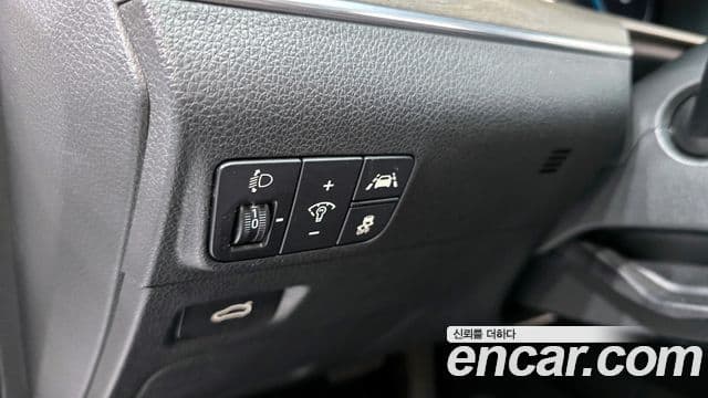 Kia K5 3세대 Signature, 2020 17