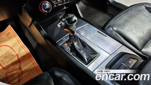 Kia K7 Premium, 2011 11