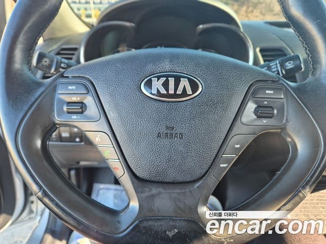 Kia K3 Luxury, 2015 13