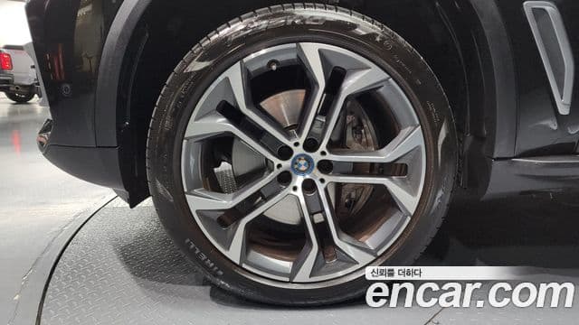 BMW X5 (G05) xDrive 45e xLine, 2022 все фото