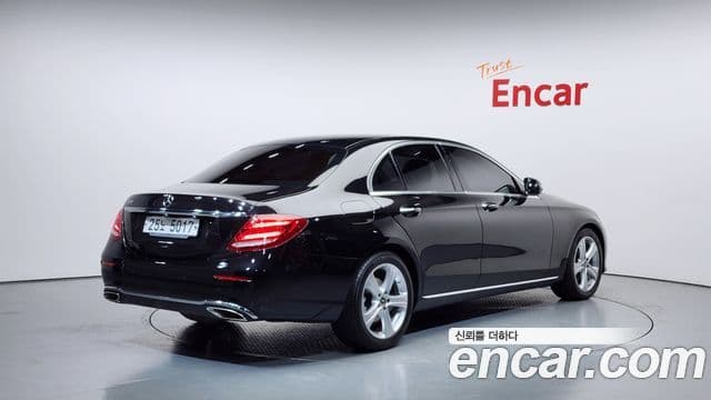 Mercedes-Benz E-класс W213 Avantgarde, 2018 2