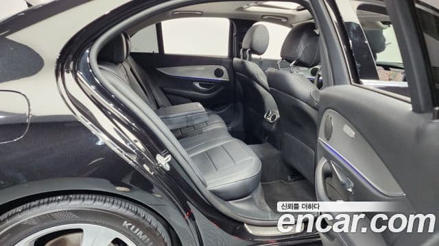 Mercedes-Benz E-класс W213 Avantgarde, 2018 12