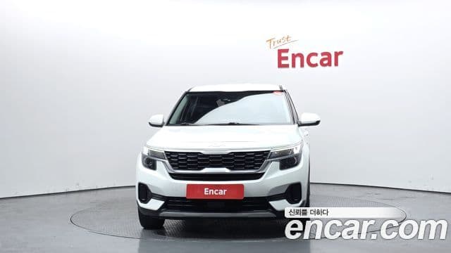 Kia Seltos Trendy, 2022 3