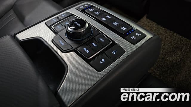 Genesis G80 Prestige, 2017 18