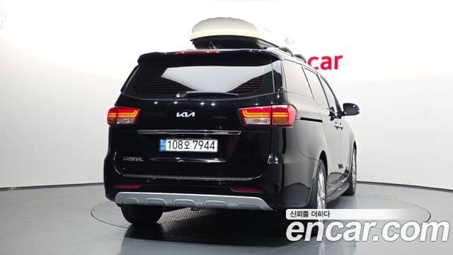 Kia All New Carnival Noblesse, 2015 4