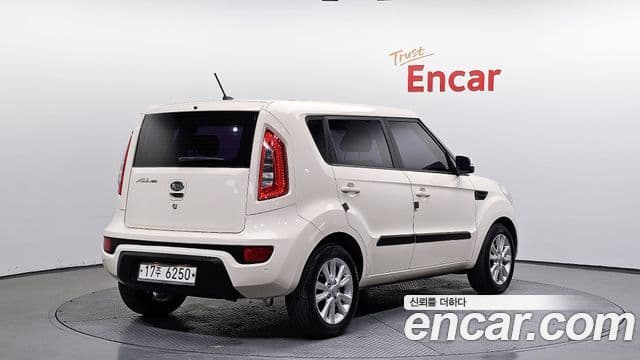 Kia Soul 빌트인캠2 — базовая версия - Built-in Cam 2, 2012 2