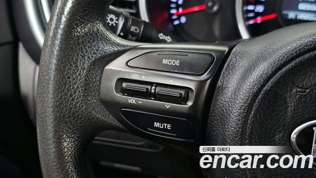 Kia The / новый New K5 LPI Deluxe, 2014 14