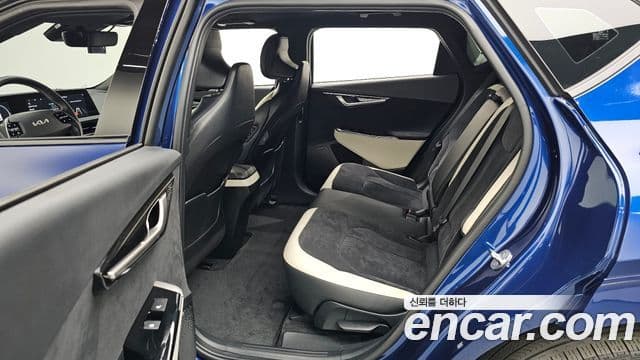 Kia EV6 GT Line, 2022 11