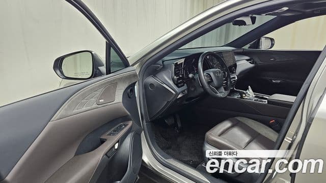 Lexus RX350h 5세대 Luxury, 2023 10