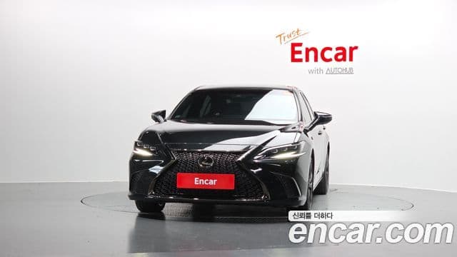 Lexus ES300h 7세대 F-Sport, 2023 3