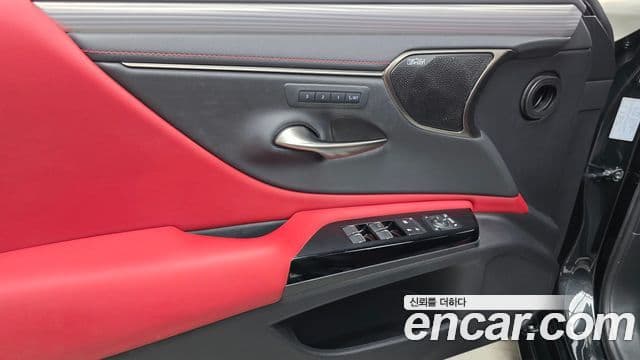 Lexus ES300h 7세대 F-Sport, 2023 16