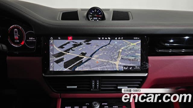 Porsche Cayenne (PO536), 2021 14