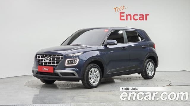 Hyundai Venue Premium, 2024 1