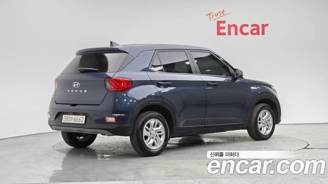 Hyundai Venue Premium, 2024 2