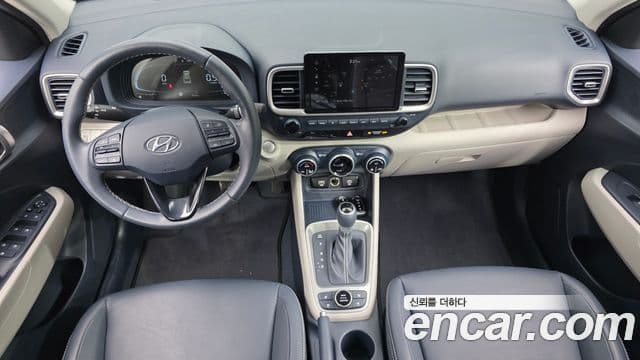 Hyundai Venue Premium, 2024 7