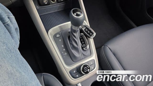 Hyundai Venue Premium, 2024 9