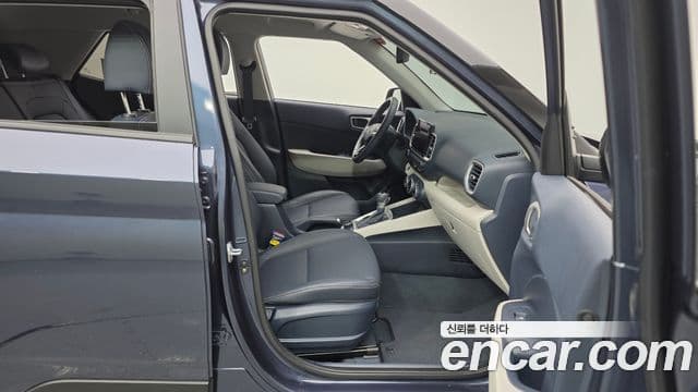 Hyundai Venue Premium, 2024 11