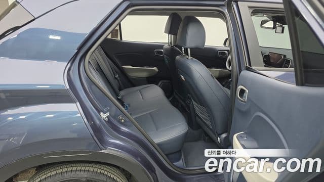 Hyundai Venue Premium, 2024 12