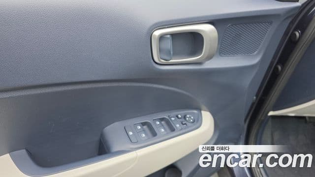 Hyundai Venue Premium, 2024 14